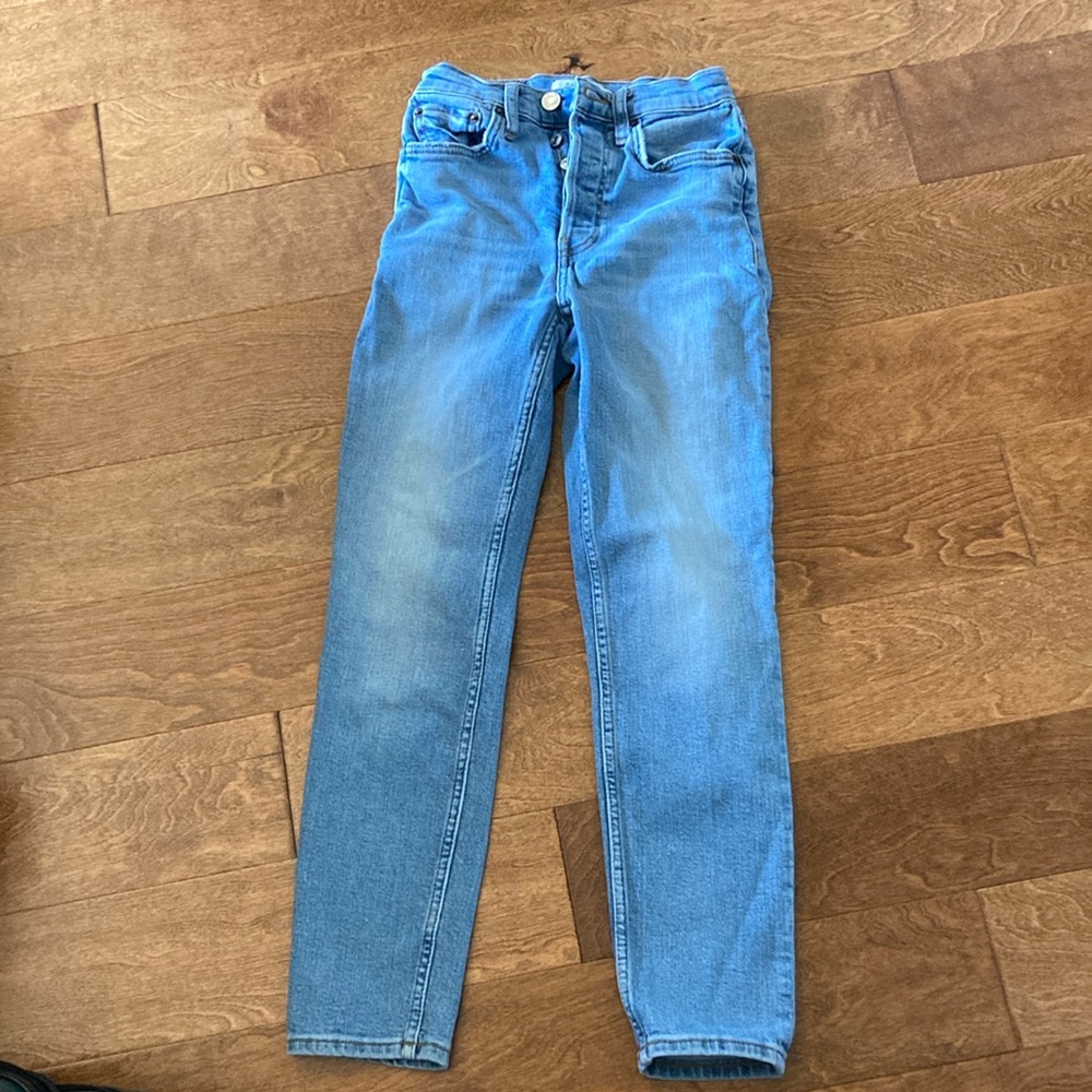 Re/Done 90’s High Rise Ankle Crop in Light Stone